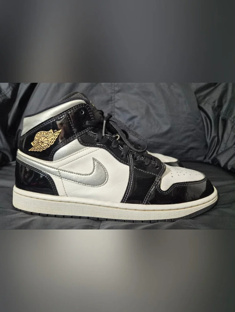 Men's Nike Air Jordan 1 Mid SE 